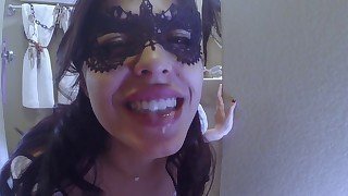 Masked babe is giving a good blowjob on the knees